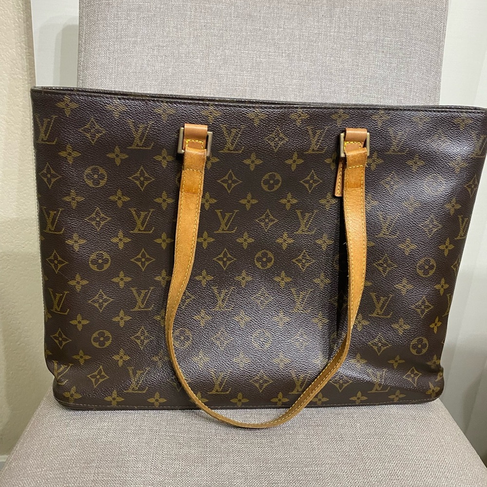 Preloved Authentic Louis Vuitton Luco